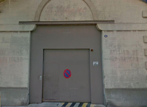Places de stationnement pour moto - rue de pauillac, à proximité de la cité administrative